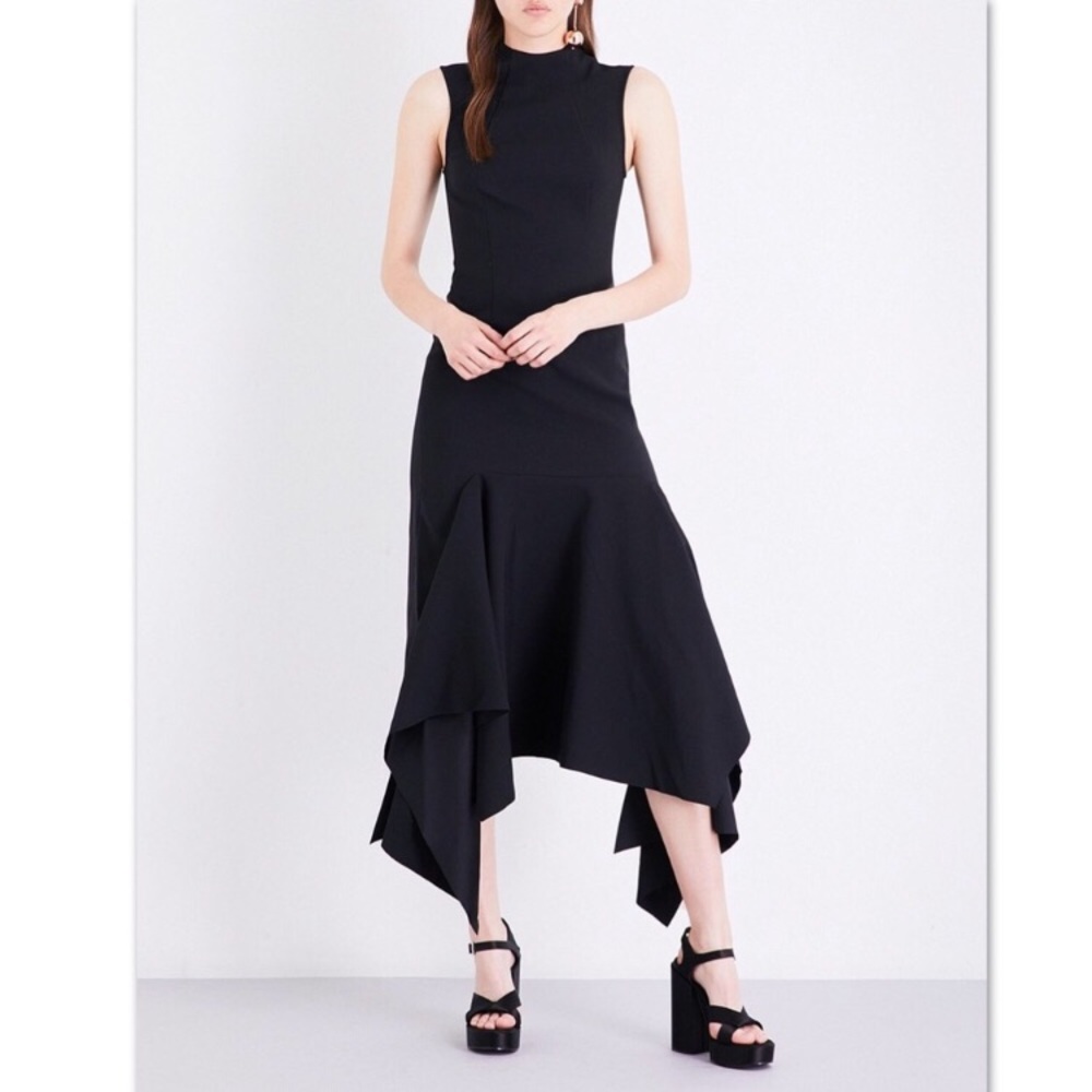 SOLACE LONDON ‘Klara’ Ruffle Hem Dress